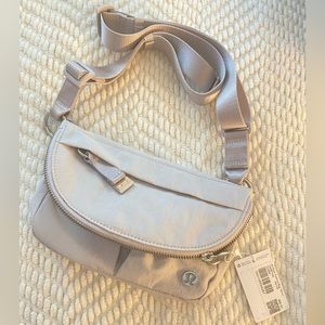 Lululemon All Night Festival Bag